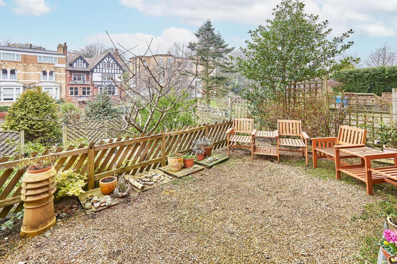 Host & Stay - The Garden Flat Scarborough Exterior foto
